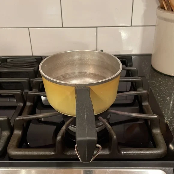 Vintage 1970s Club 1 Quart Sauce Pot - Picture 4 of 7